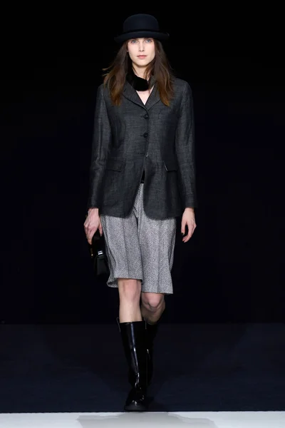 Look 4
